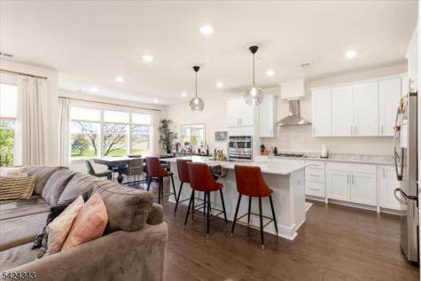 11 Veterans Way Morris Plains NJ 07950