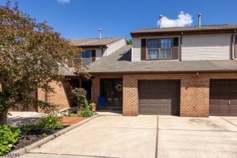 13 Betty Court Lebanon NJ 08833