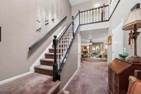 13 Betty Court Lebanon NJ 08833