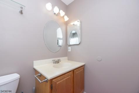 13 Betty Court Lebanon NJ 08833