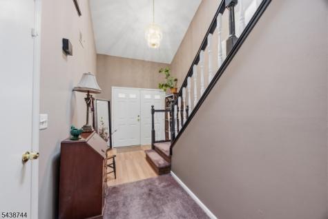 13 Betty Court Lebanon NJ 08833