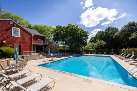 13 Betty Court Lebanon NJ 08833