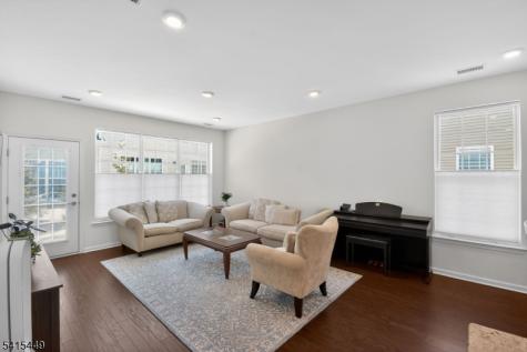 110 Grabowski Drive Sayreville NJ 08859