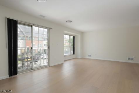 33 Holly Street Jersey City NJ 07305