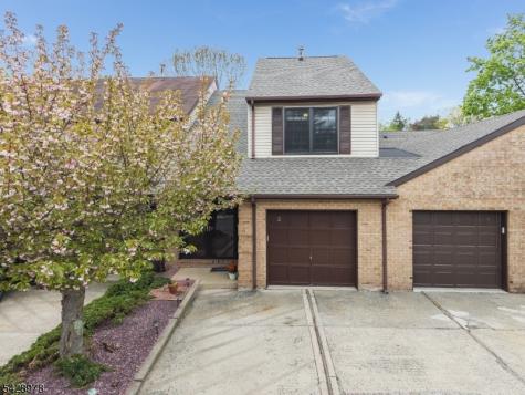 2 Daniel Court Lebanon NJ 08833