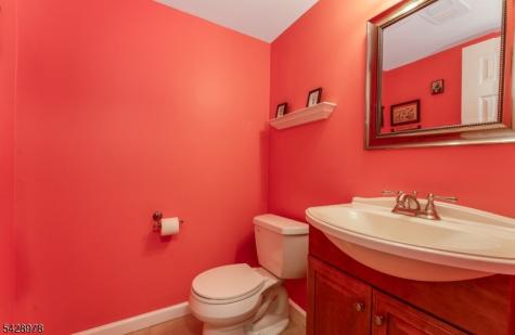 2 Daniel Court Lebanon NJ 08833