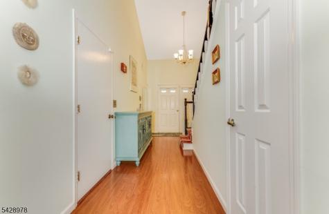 2 Daniel Court Lebanon NJ 08833