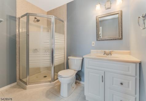 2 Daniel Court Lebanon NJ 08833