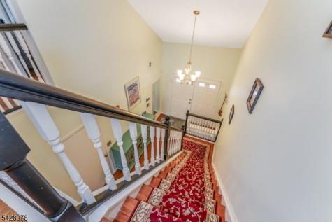 2 Daniel Court Lebanon NJ 08833