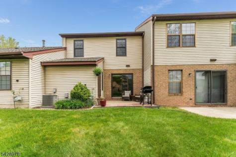 2 Daniel Court Lebanon NJ 08833