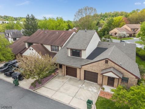 2 Daniel Court Lebanon NJ 08833