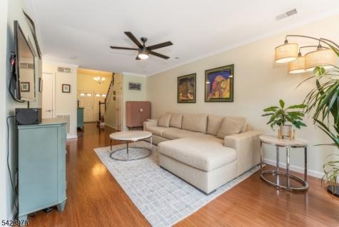 2 Daniel Court Lebanon NJ 08833