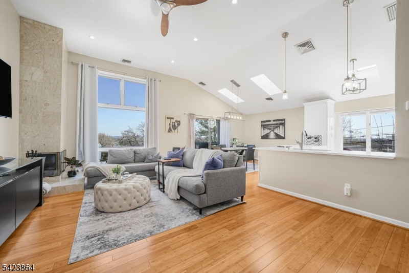 855 Valley Brook Avenue Lyndhurst NJ 07071