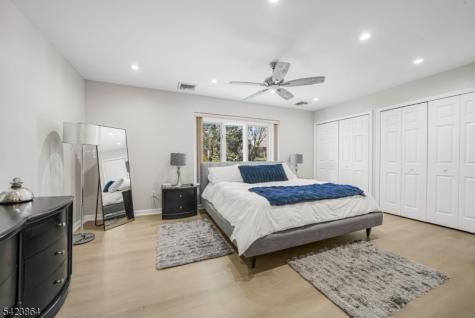 855 Valley Brook Avenue Lyndhurst NJ 07071