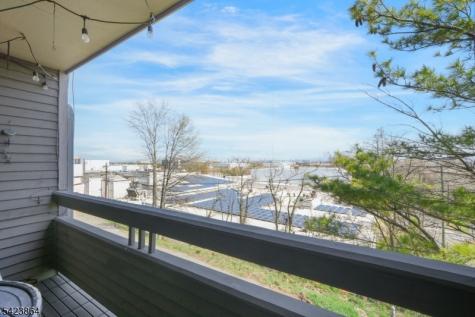 855 Valley Brook Avenue Lyndhurst NJ 07071