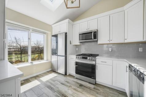 855 Valley Brook Avenue Lyndhurst NJ 07071