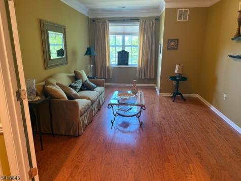 1118 Warrens Way Wanaque NJ 07465