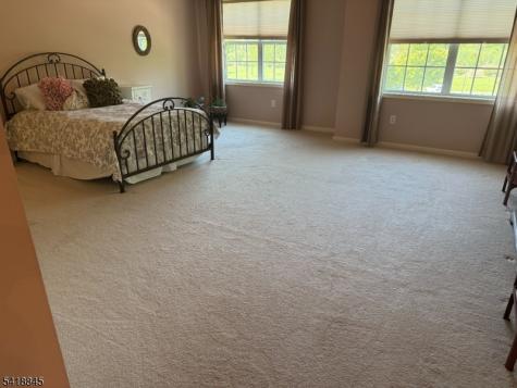 1118 Warrens Way Wanaque NJ 07465