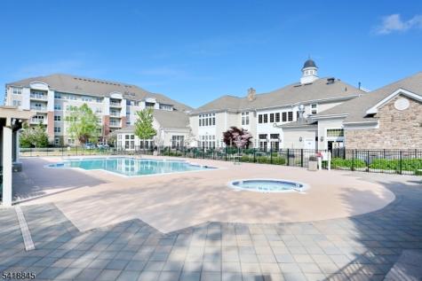 1118 Warrens Way Wanaque NJ 07465