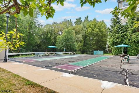 1118 Warrens Way Wanaque NJ 07465