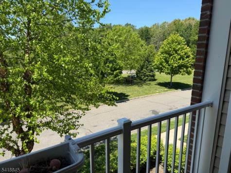 1118 Warrens Way Wanaque NJ 07465