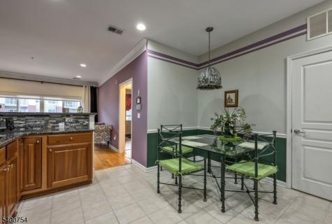 4203 Warrens Way Wanaque NJ 07465