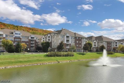 4203 Warrens Way Wanaque NJ 07465
