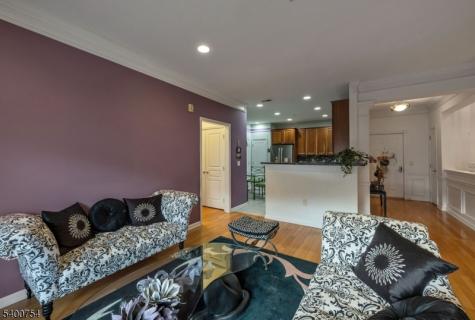 4203 Warrens Way Wanaque NJ 07465