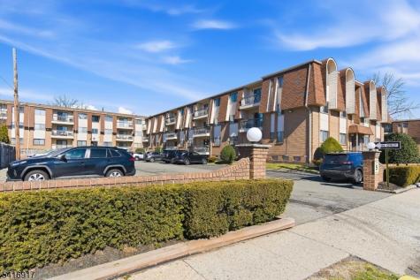 1190 W St Georges Linden NJ 07036
