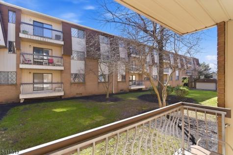 1190 W St Georges Linden NJ 07036