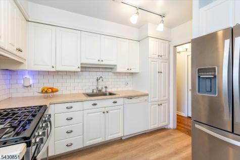 24 Hutton Avenue West Orange NJ 07052
