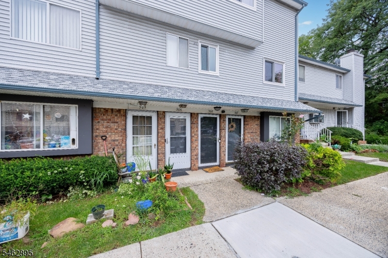 306 Arsdale Terrace Union NJ 07083