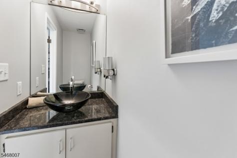 22 Bedford Court Madison NJ 07940