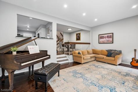 22 Bedford Court Madison NJ 07940