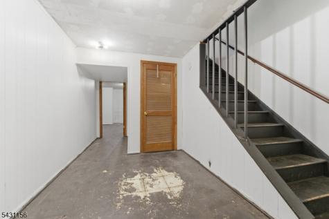 8 Cardinal Lane Hillsborough NJ 08844