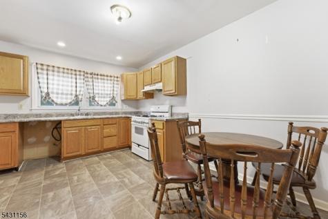 8 Cardinal Lane Hillsborough NJ 08844