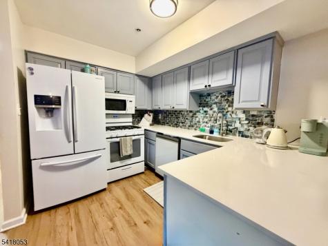 51 Smith Street Irvington NJ 07111