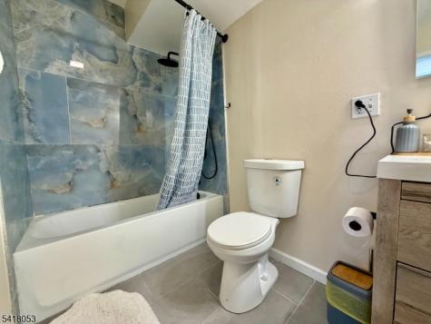 51 Smith Street Irvington NJ 07111
