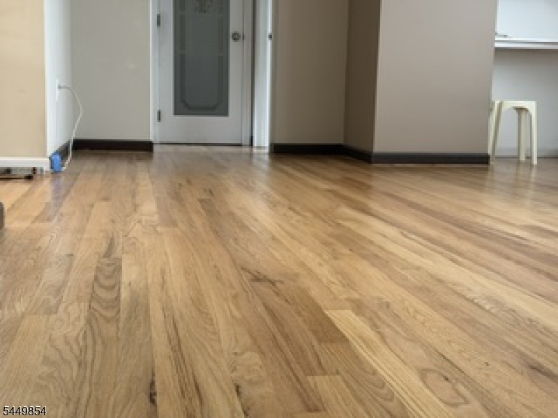160 Evergreen Road Edison NJ 08837