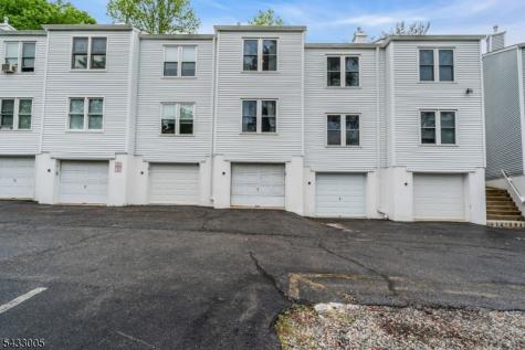 11 Colonial Court High Bridge NJ 08829