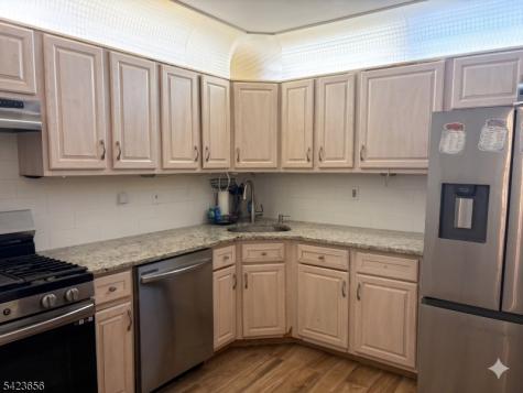 28 Rutgers Drive Newark NJ 07103