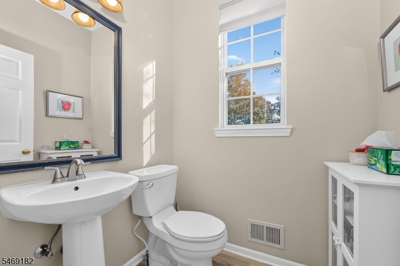 2 Windham Court Raritan NJ 08822