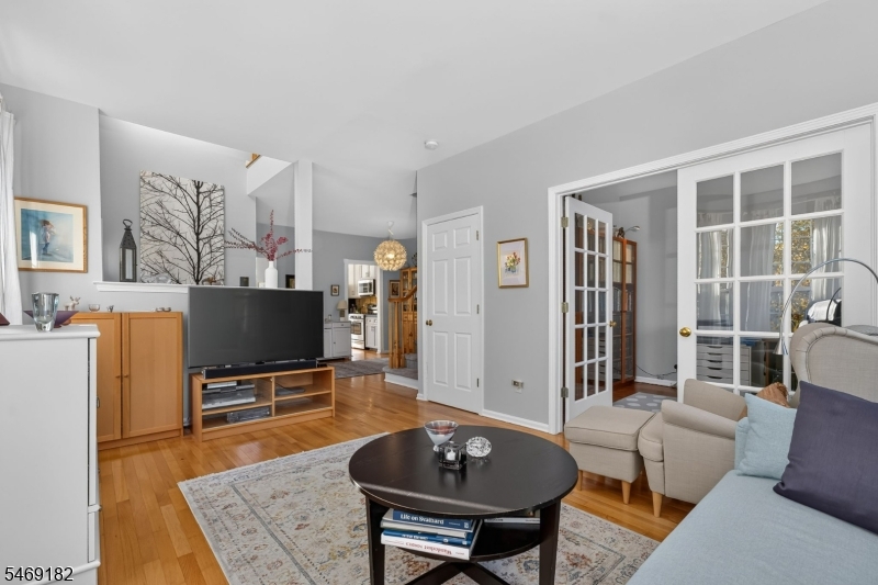 2 Windham Court Raritan NJ 08822