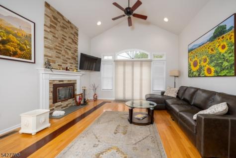 1 Turnberry Lane Hardyston NJ 07419