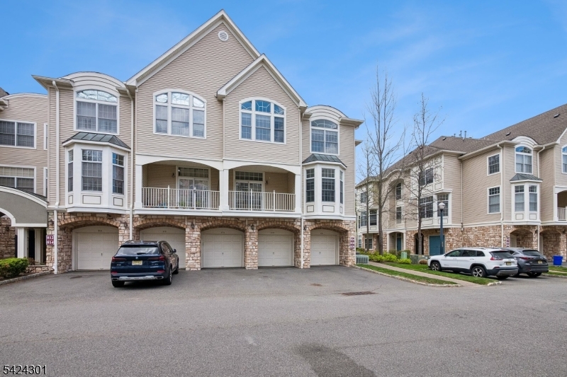 816 Kensington Lane Livingston NJ 07039
