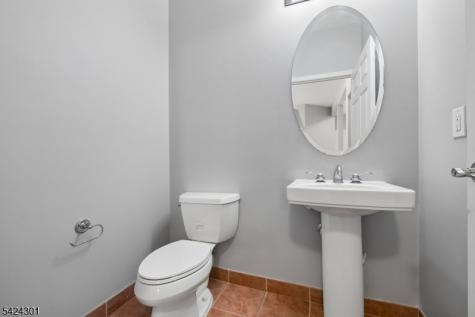 816 Kensington Lane Livingston NJ 07039