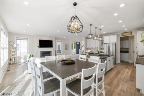 22 Aspen Drive Cedar Grove NJ 07009