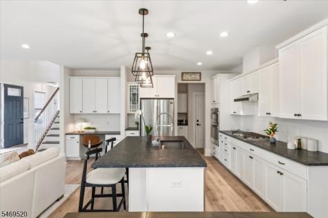 22 Aspen Drive Cedar Grove NJ 07009