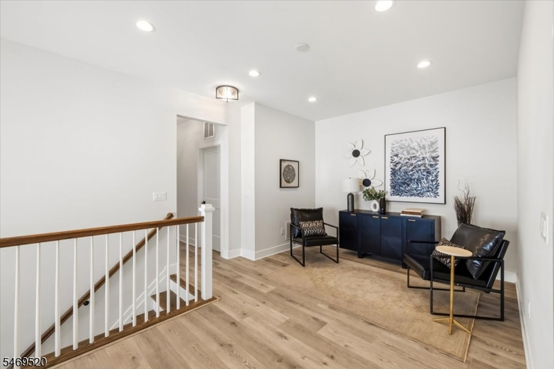 22 Aspen Drive Cedar Grove NJ 07009