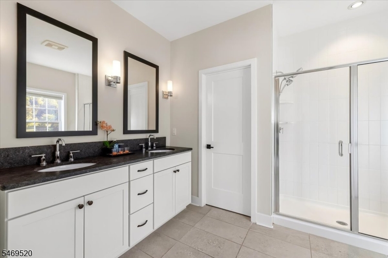22 Aspen Drive Cedar Grove NJ 07009